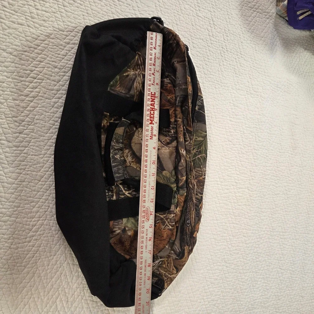 Cabelas Outdoor Gear Seclusion 3D Camo Duffle Bag Black Canvas Medium Travel Bag